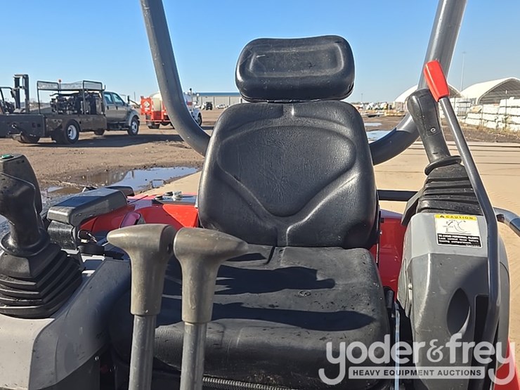 2022-kubota-u25-image-61