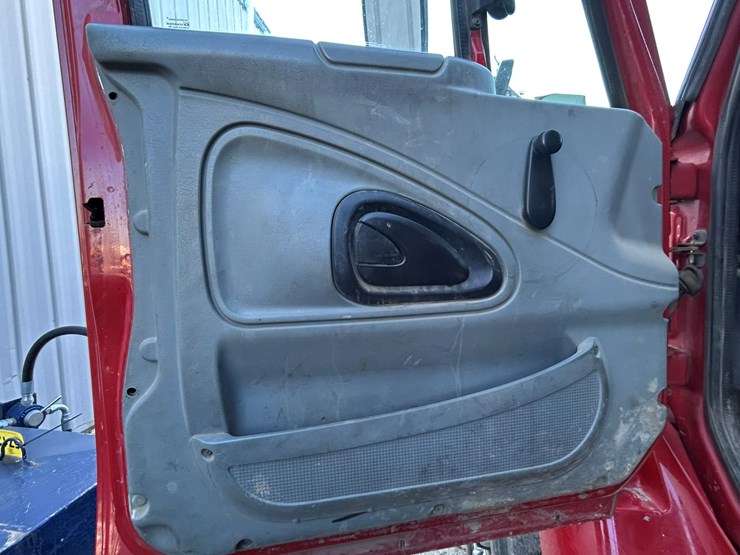 2002-international-7400-image-68