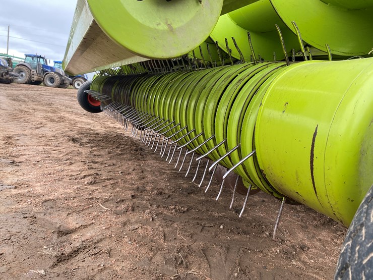 claas-jaguar-980-image-16