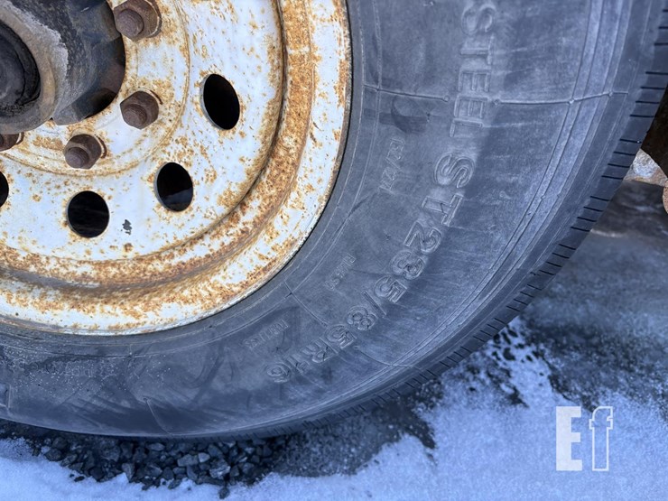 2012-chaparral-trlrs-of-iowa-image-5