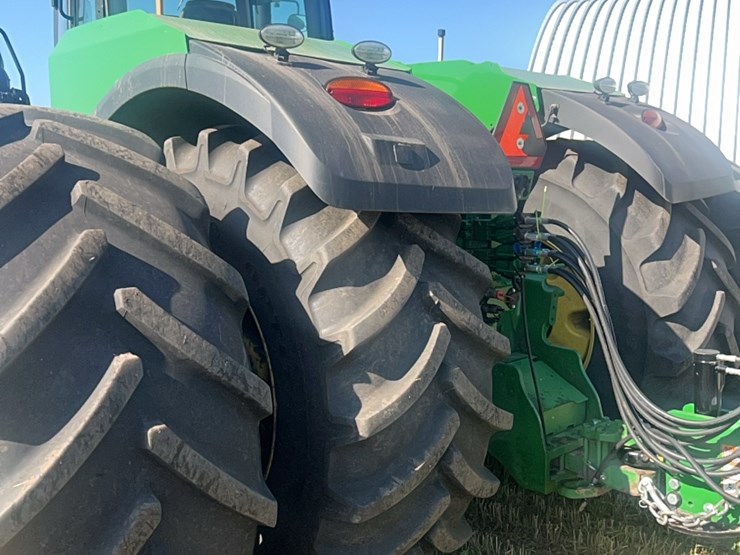 2016-john-deere-9520r-image-19