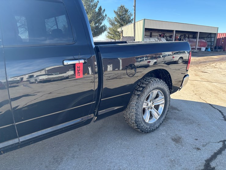 2014-dodge-1500-image-11