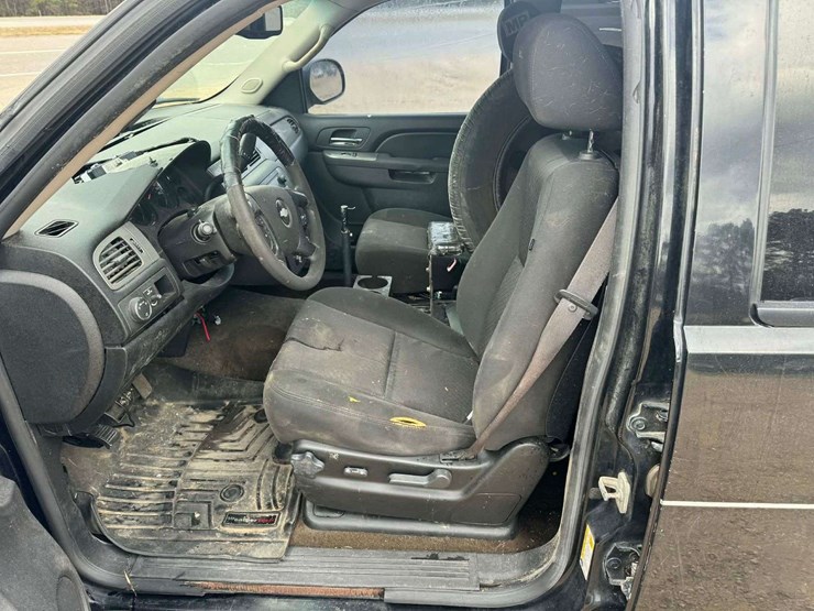 2009-chevrolet-tahoe-image-10