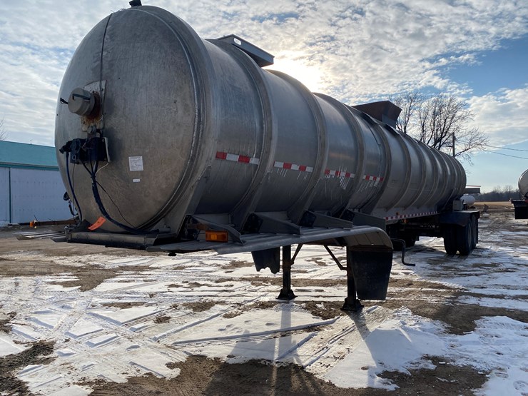 1980-trailmobile-tanker-image-1