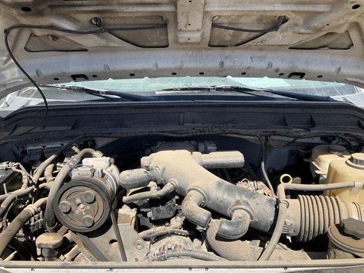 2015-ford-f550-image-14