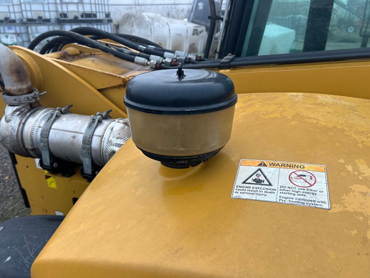 caterpillar-th255c-image-39