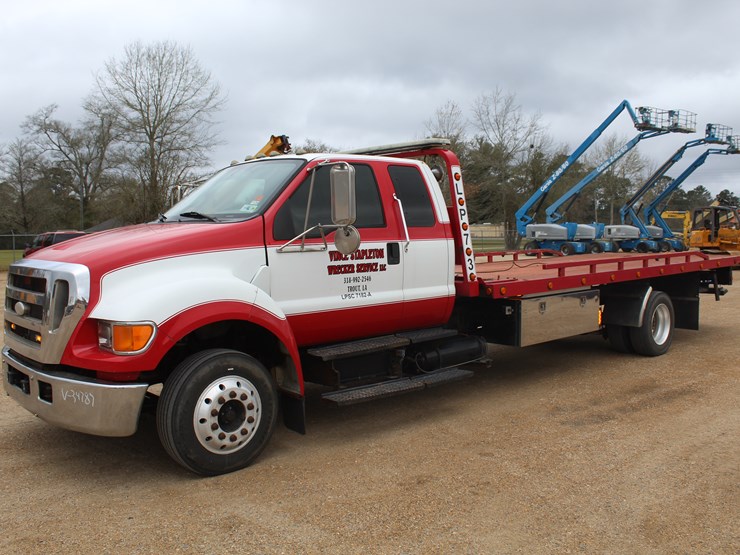 2007-ford-f650-image-1