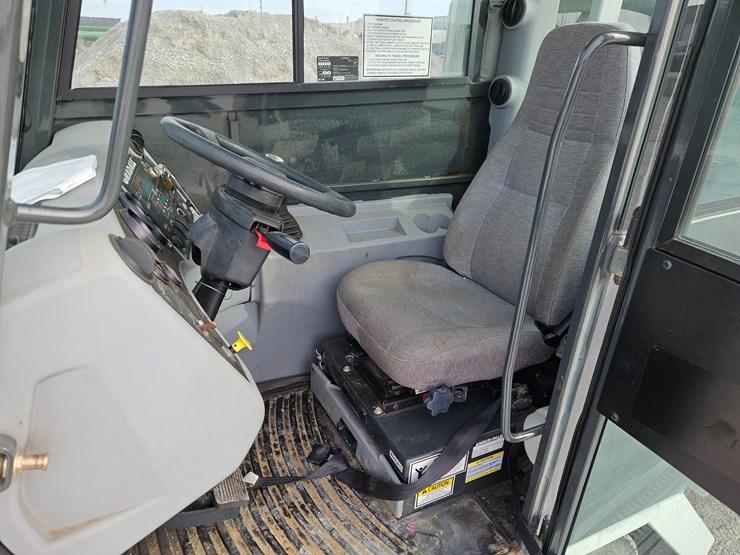 2002-gradall-xl3100-image-6