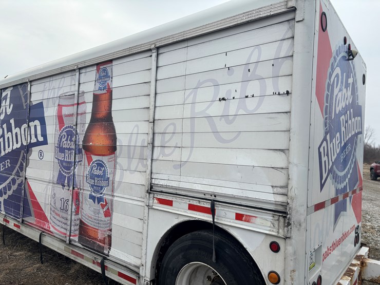 2001-hackney-beverage-trailer-image-14