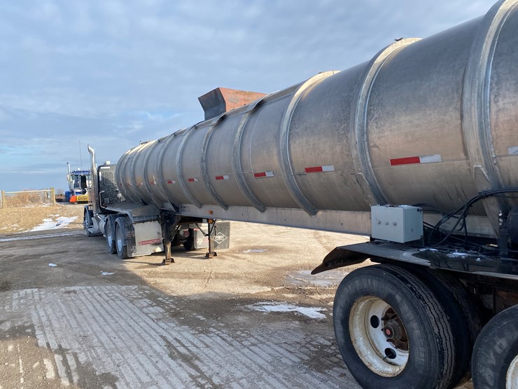 1980-trailmobile-tanker-image-11