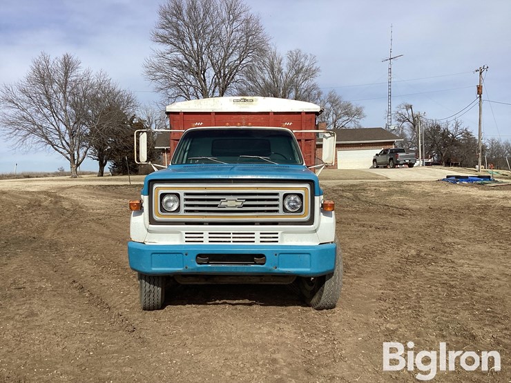 1975-chevorlet-c65-t/a-grain-truck-image-2