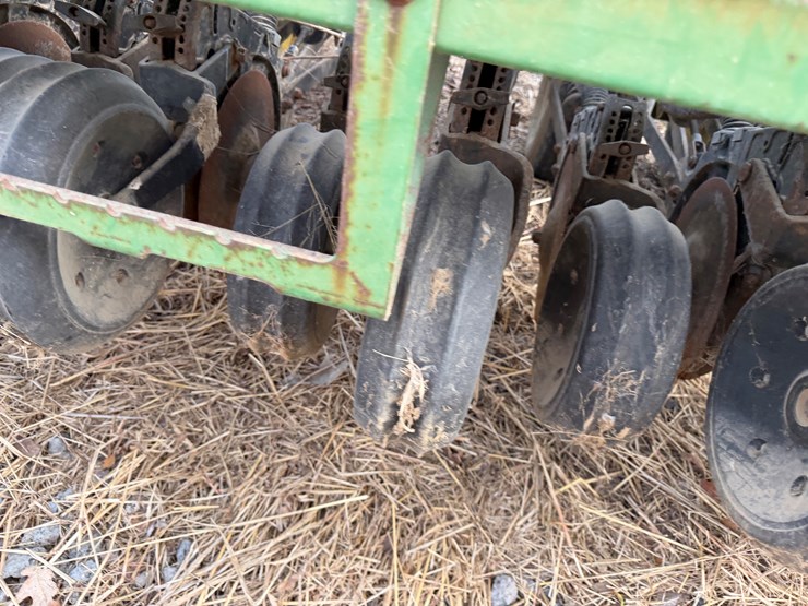 john-deere-35-image-28