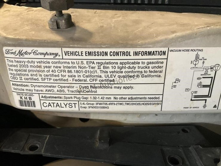 2003-ford-cargo-image-15