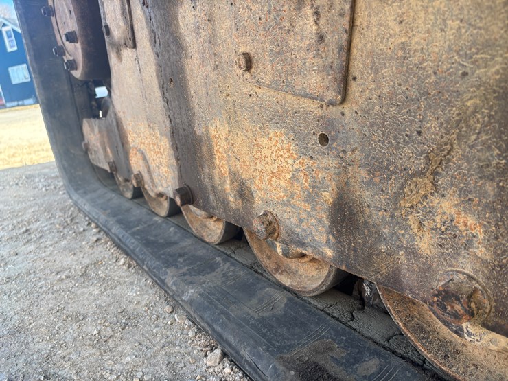 2007-bobcat-t300-image-59