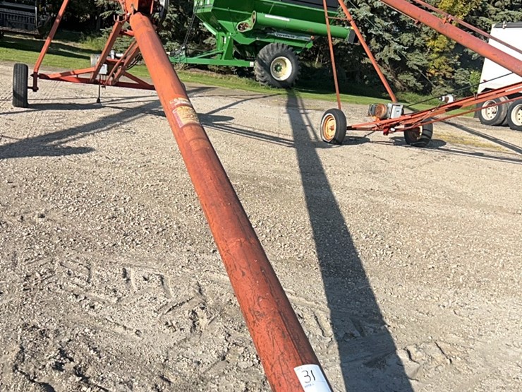 53’-x-8”-sakundiak-auger-with-10-hp-baldor-single-phase-220-electric-motor,-equipped-with-12-v-power-lift-image-2