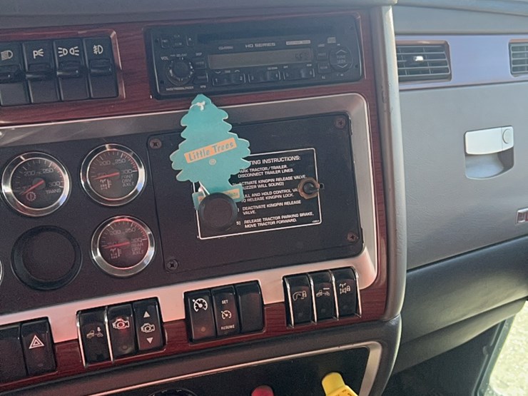 2007-kenworth-t800-image-58