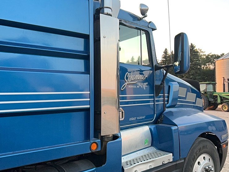 1990-kenworth-t600-image-75