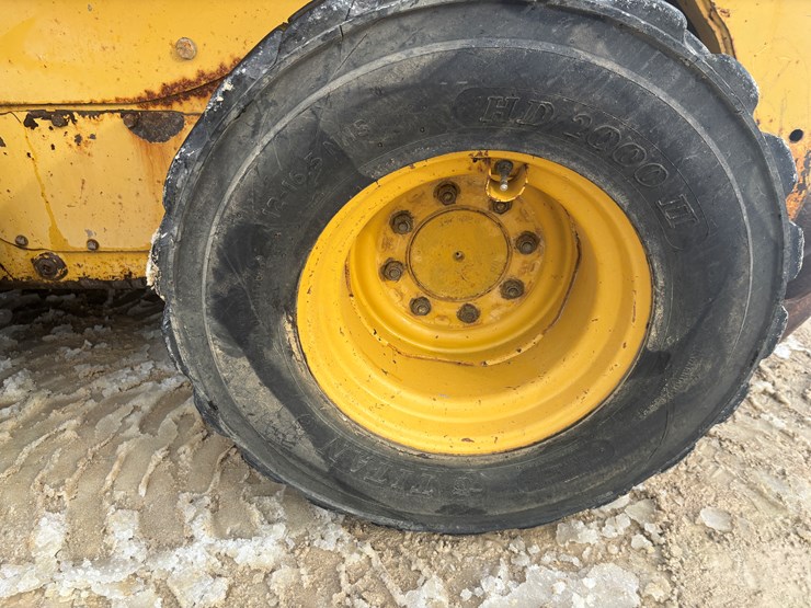 2009-caterpillar-252b2-image-54