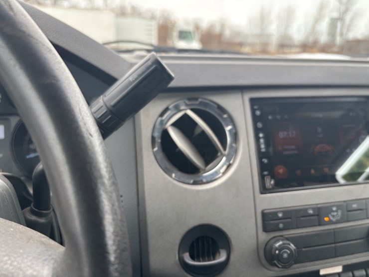 2010-ford-f450-image-38