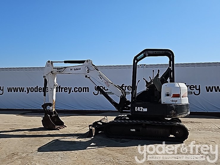 2013-bobcat-e42-image-2