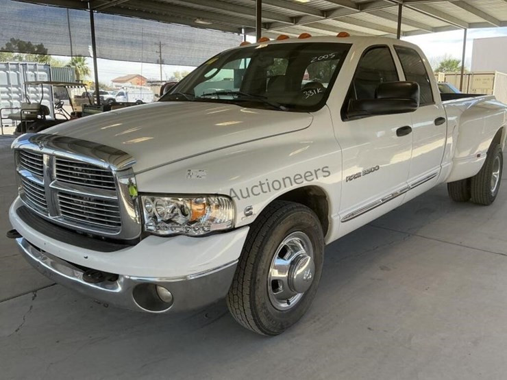 2005-dodge-ram-3500-image-4