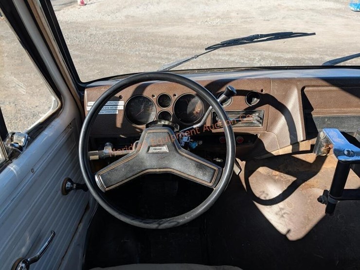 1987-gmc-3500-image-17