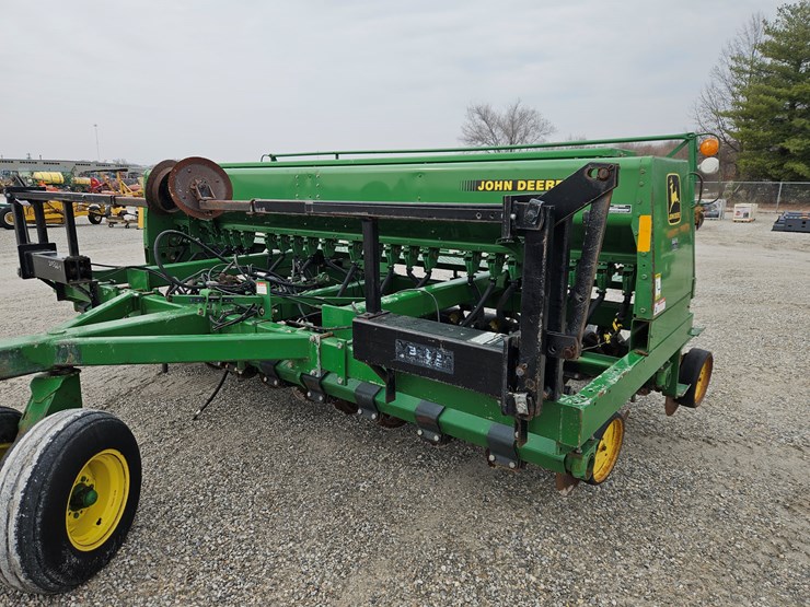 1990-john-deere-750-image-18