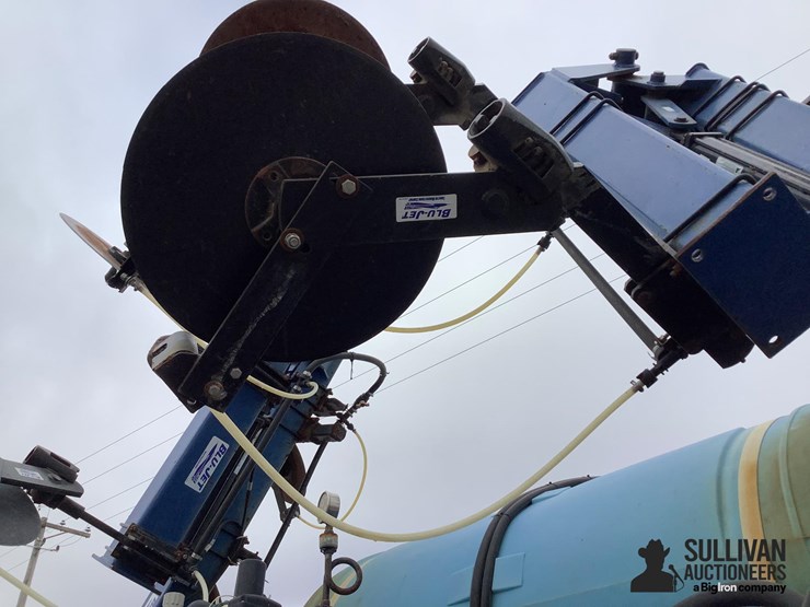 blu-jet-side-dresser-image-15