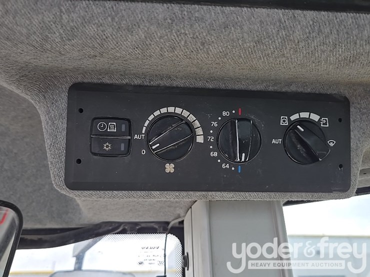 2021-volvo-l90h-image-65