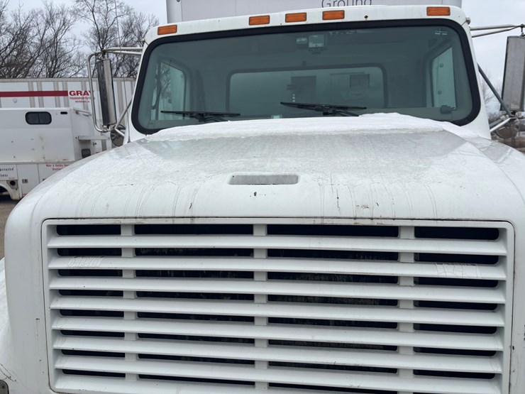 2000-international-4700-image-11