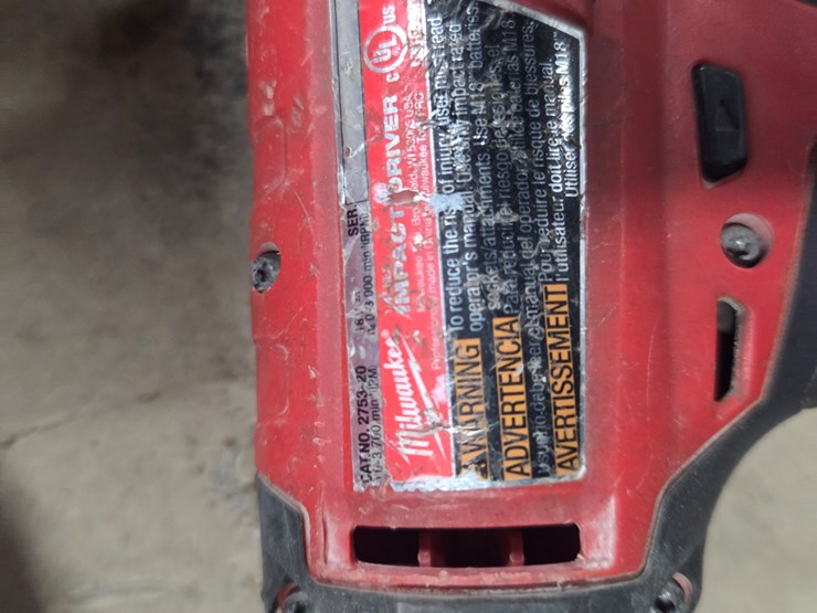 #5417-•-(5)-milwaukee-tools-w/-(5)-batteries-and-more-image-6