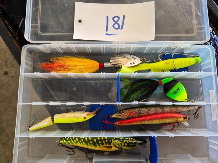 fishing-lures-and-tackle-box-image-1