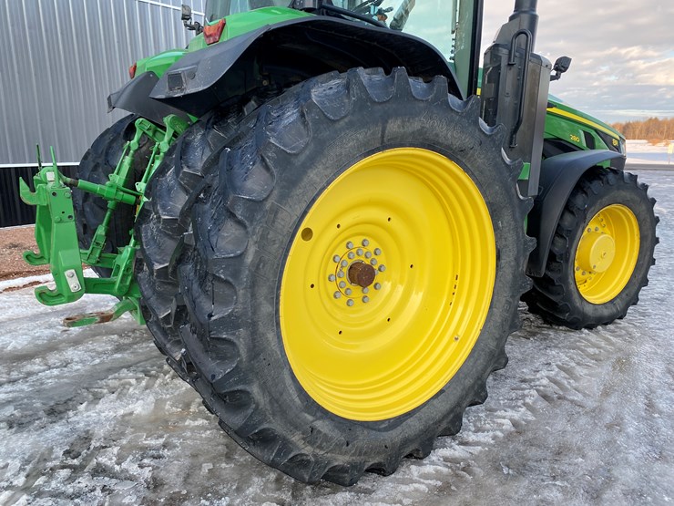 2022-john-deere-8r-280-image-36