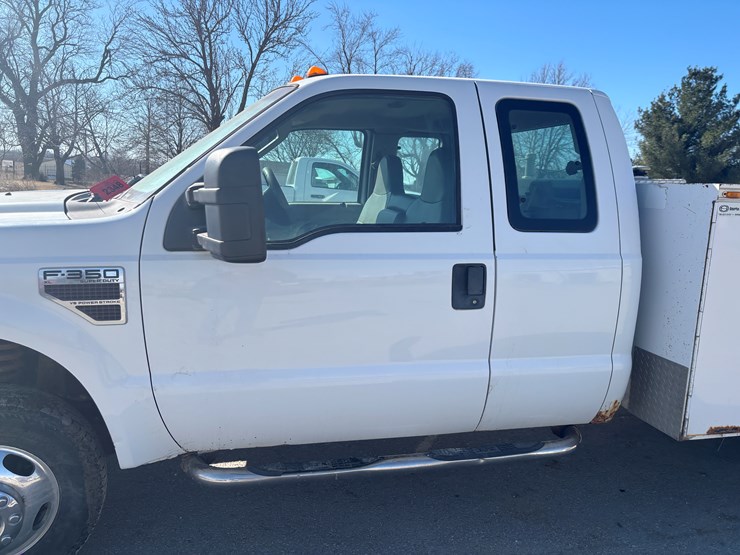 2008-ford-f350-image-8