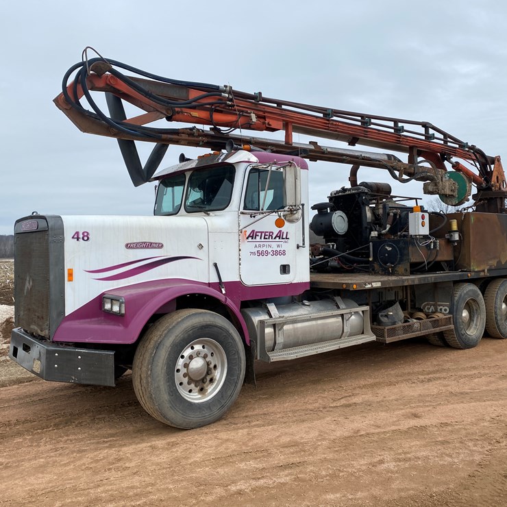 #400 • 1988 Freightliner Boom Pump Truck (Has WI Title) (Arpin, WI)