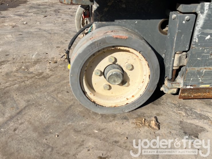 2016-skyjack-sjiii3219-image-13