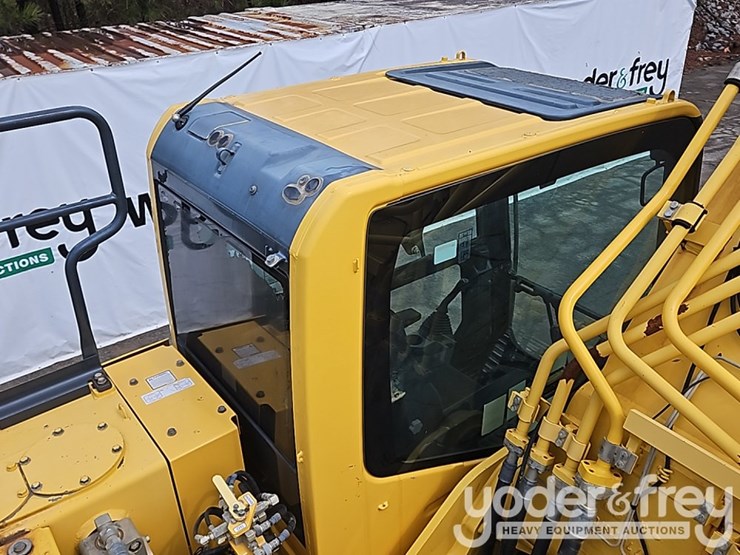 2019-komatsu-pc360-lc-11-image-40