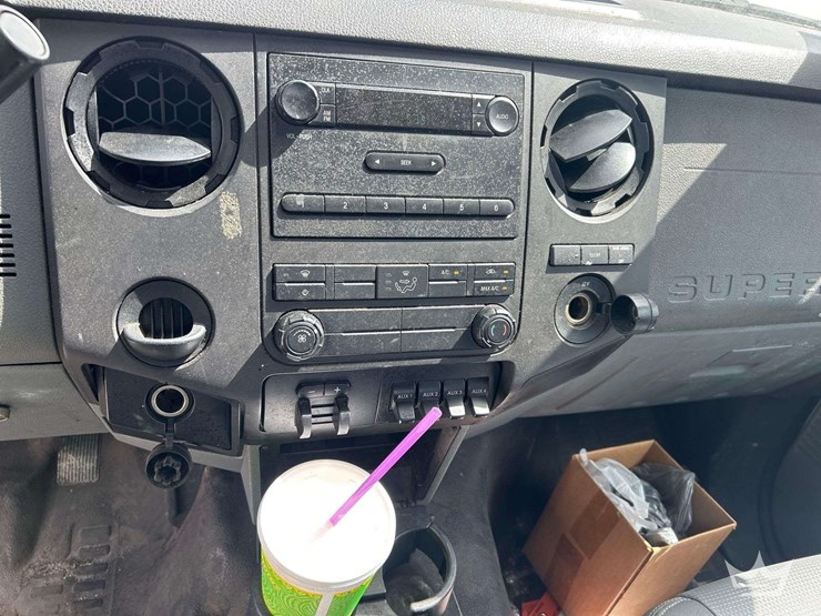 2012-ford-f350-image-15