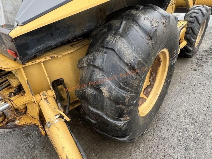 caterpillar-416b-image-18