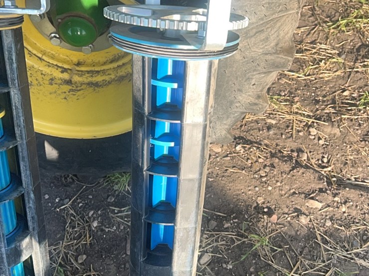 2018-john-deere-1910-image-225