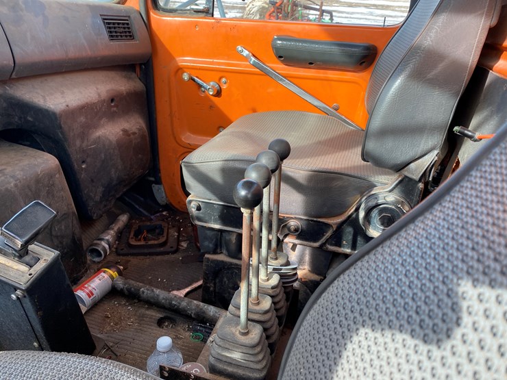 1991-ford-l9000-image-41