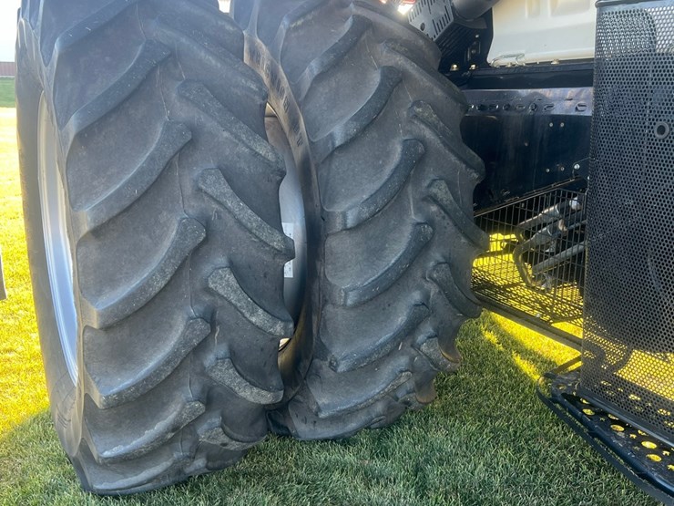 2023-case-ih-8250-image-52