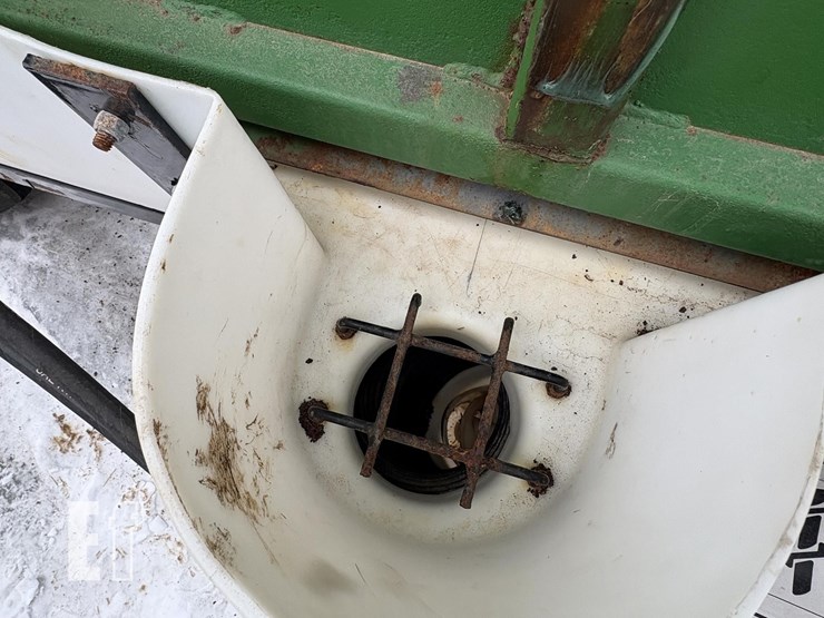 john-deere-250-image-12