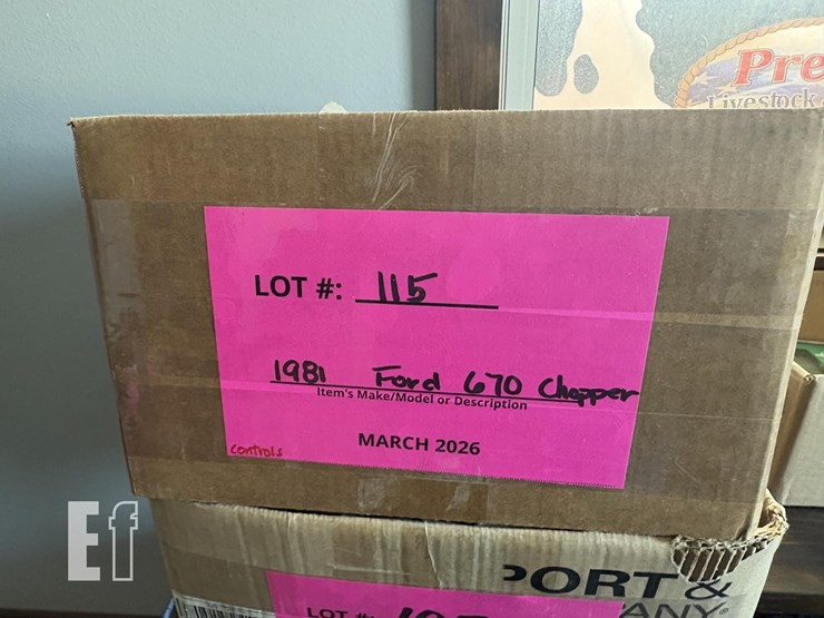 1981-ford-670-image-16