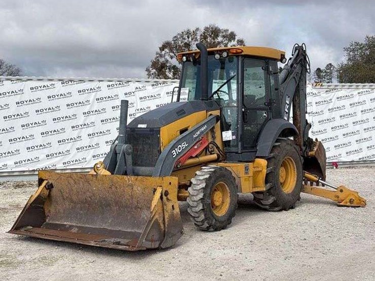 2015-deere-310sl-image-1