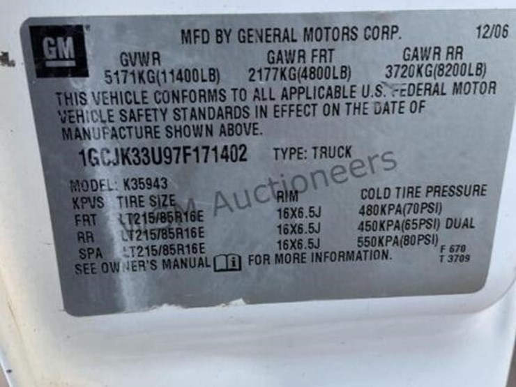 2007-chevrolet-silverado-3500-image-18