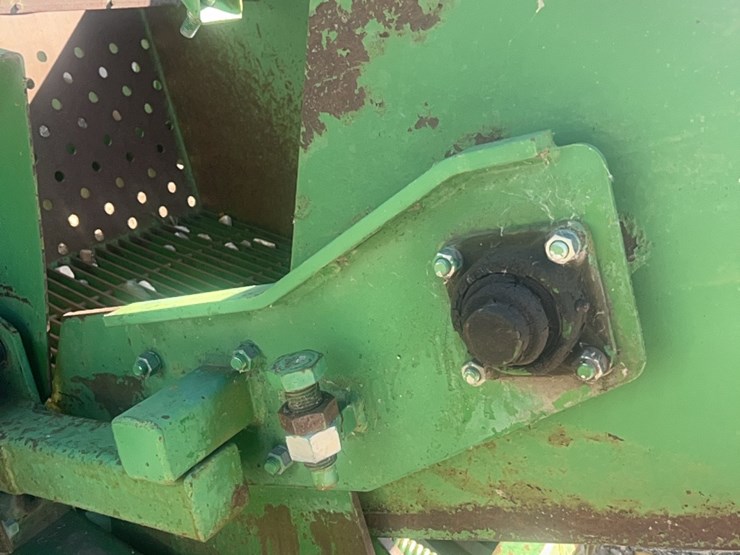 summers-model-700-reel-type-rock-picker,-hyd.-drive-reel,-flotation-tires,-hyd-adjustable-hitch,-￼nice-shape-image-42