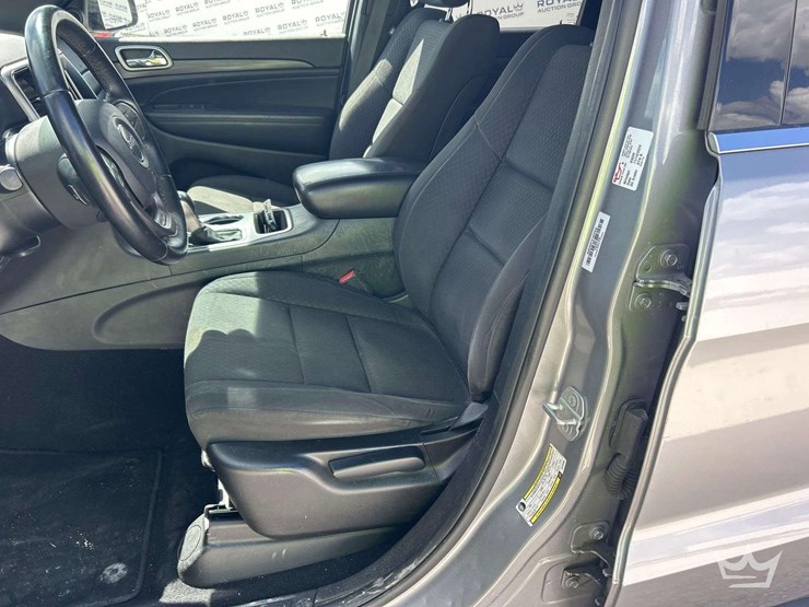 2019-jeep-grand-cherokee-image-13