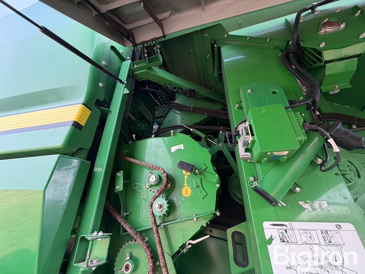 2020-john-deere-s780-image-17