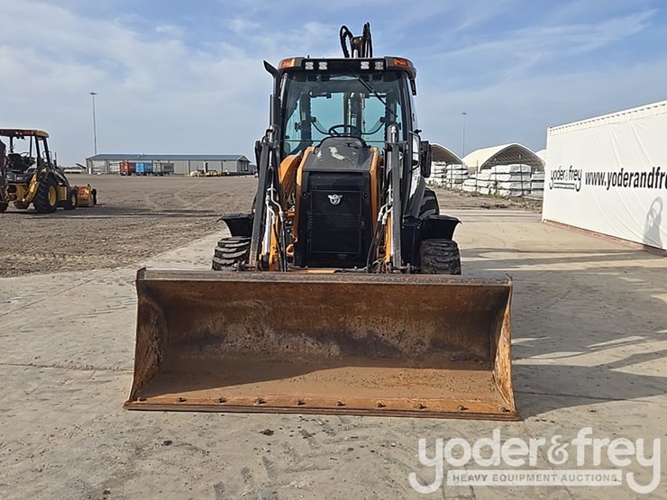 2022-case-590sn-image-8